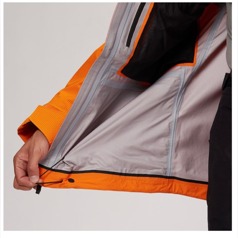 The North Face Men’s Brigandine Futurelight Waterproof Jacket Steep Series- Sz L - Picture 7 of 12